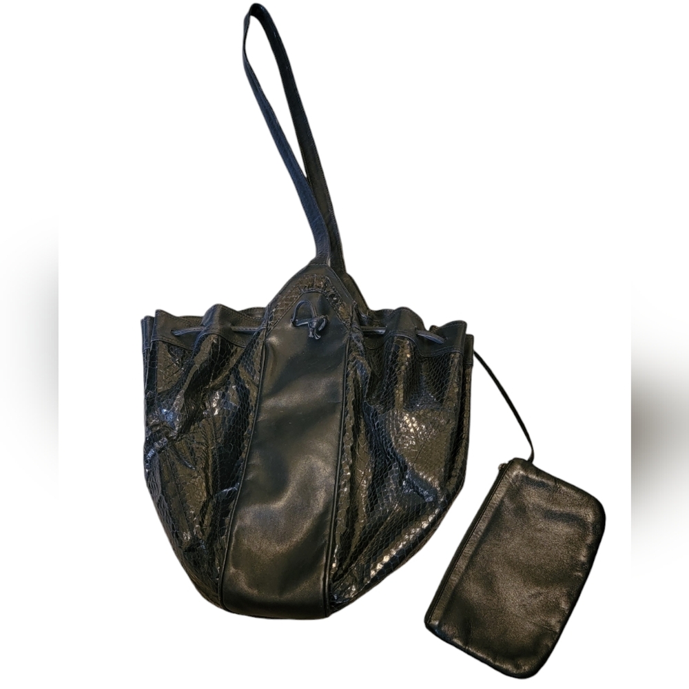 VTG Clemente Snakeskin Womens Black Bag